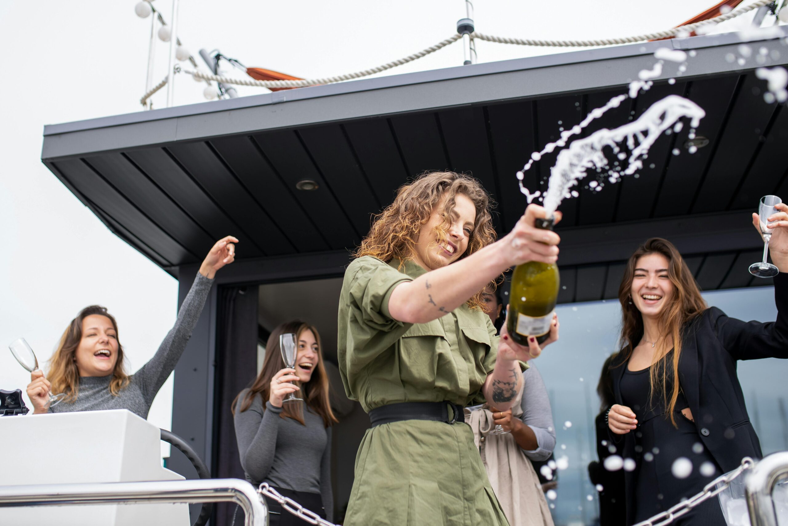 Top Things to Do on a Charter Yacht in Singapore