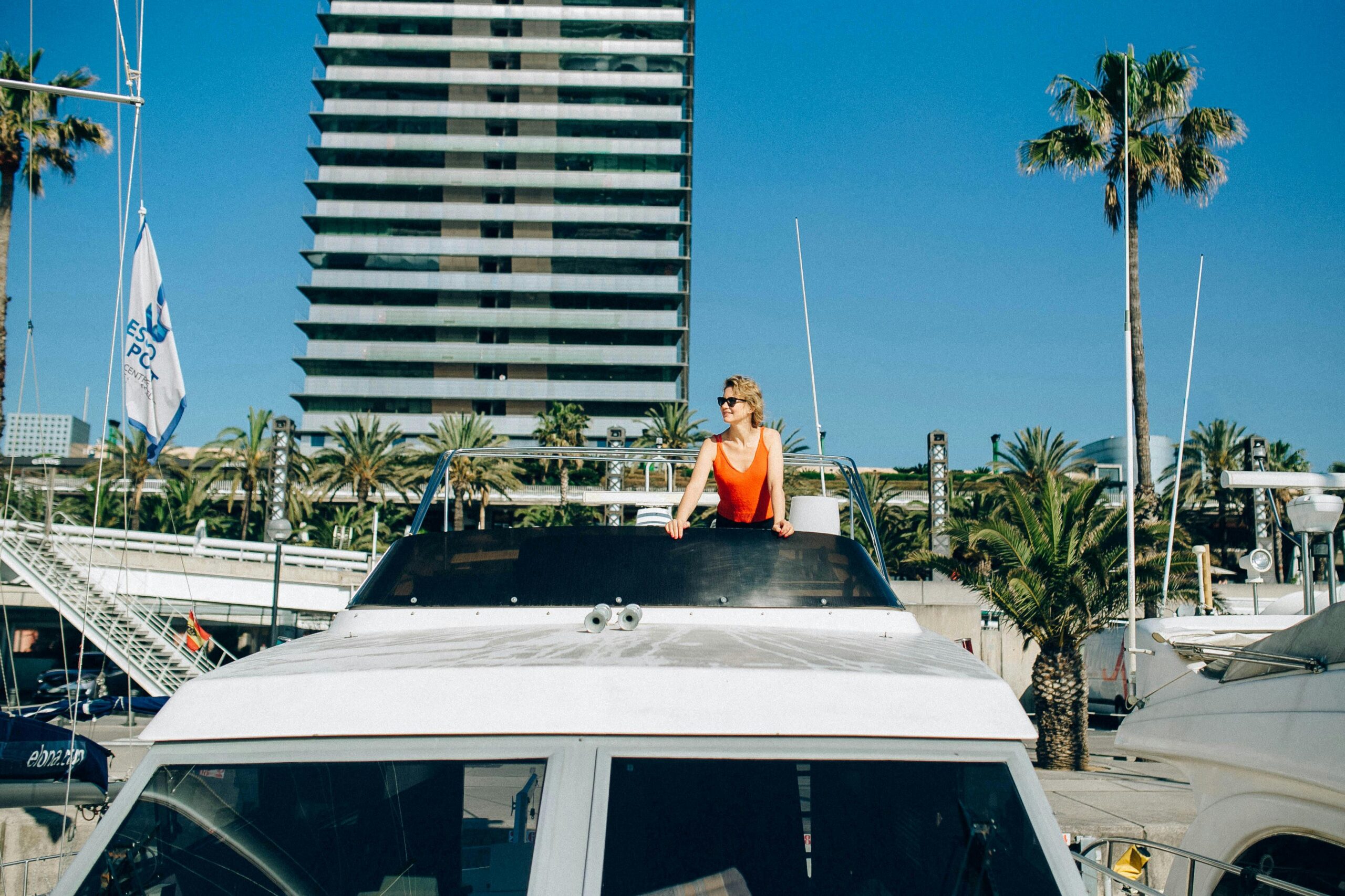 Sailboat Charter Guide: What to Expect on Your First Trip