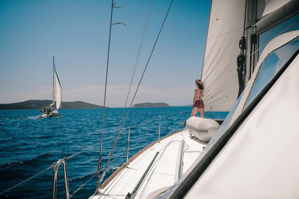 What to Know Before Booking a Yacht Charter in Singapore