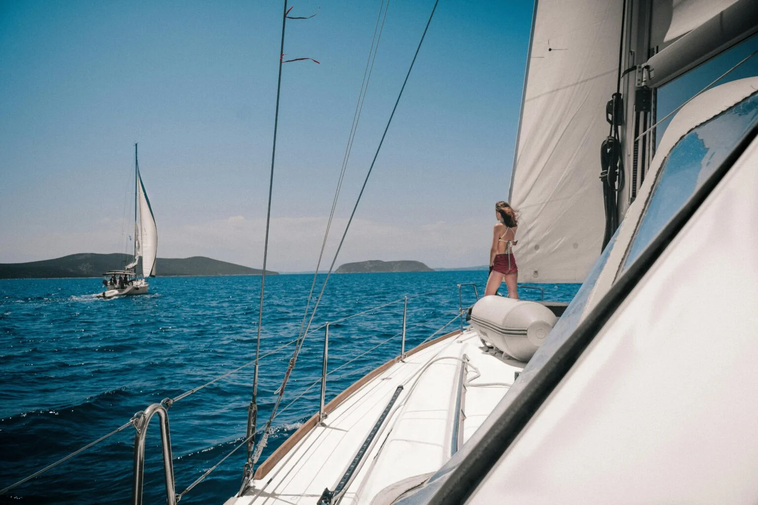 What to Know Before Booking a Yacht Charter in Singapore