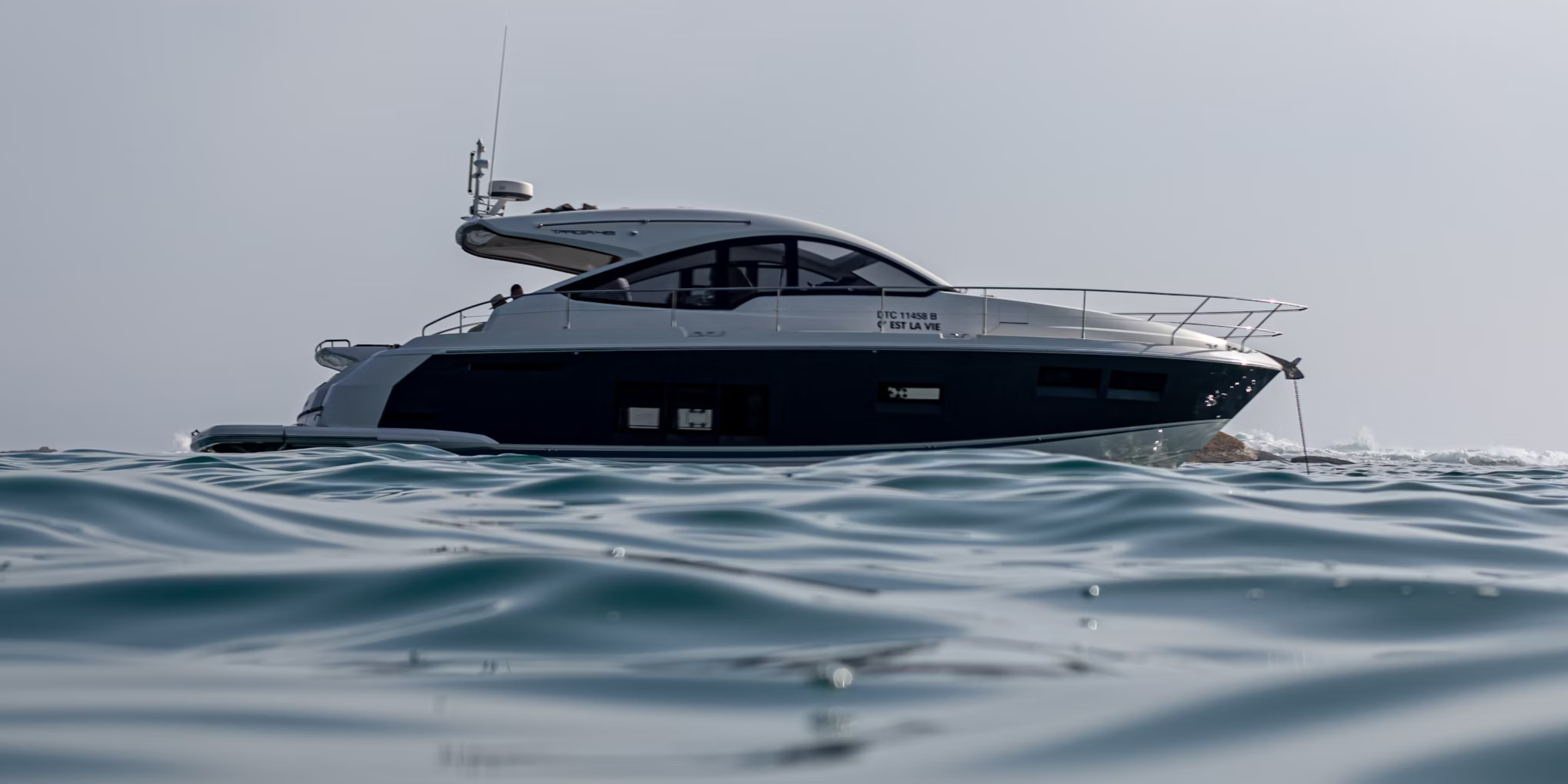 Yacht Rental Etiquette in Singapore: What Every Guest Should Know