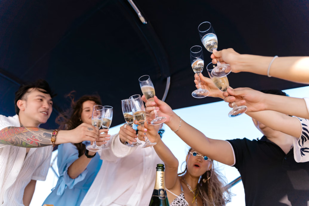 yacht party