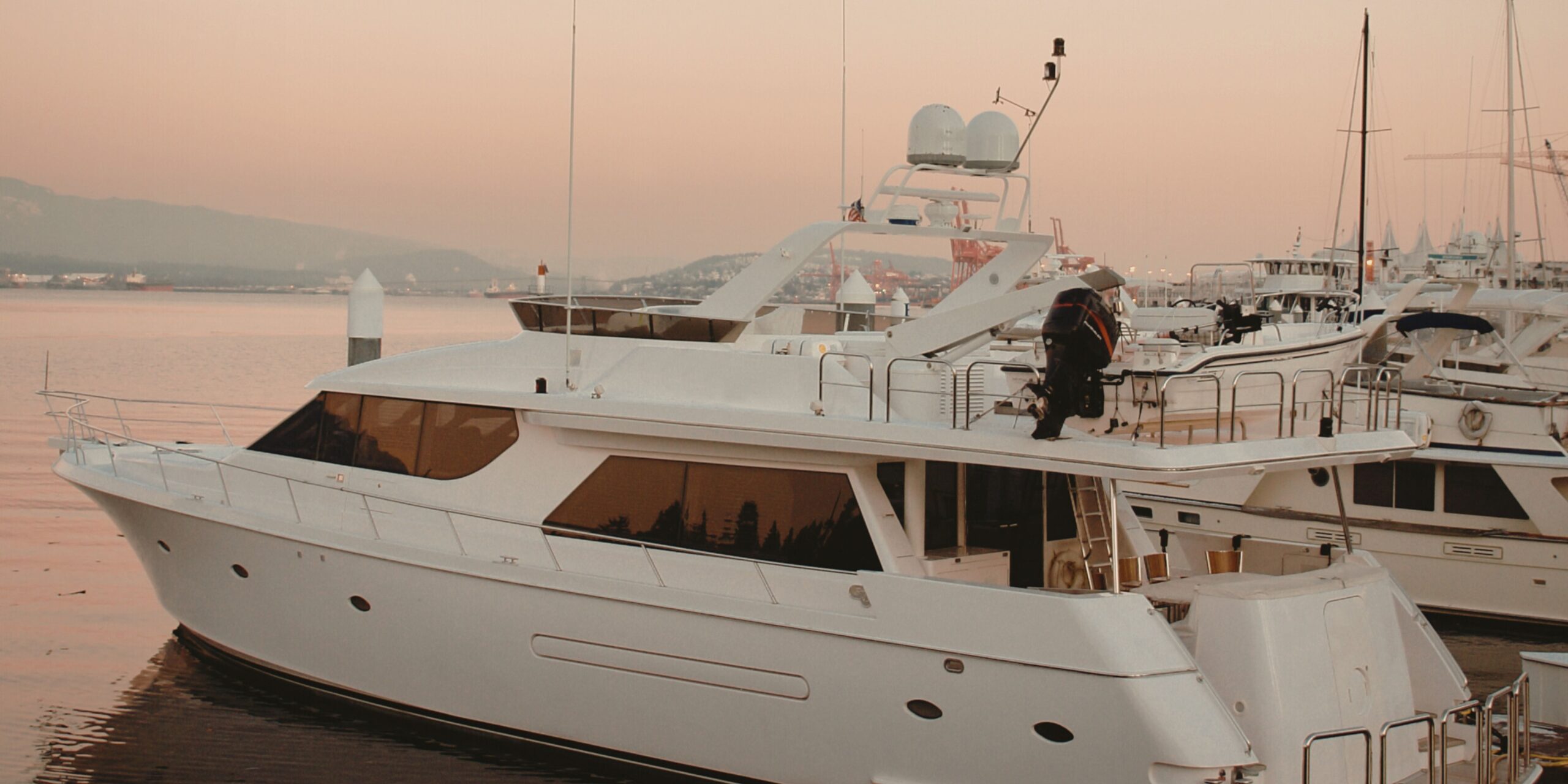 Luxury Yacht Rental Singapore Trends 2026