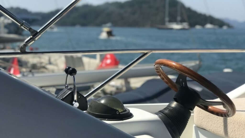 sailing charter singapore