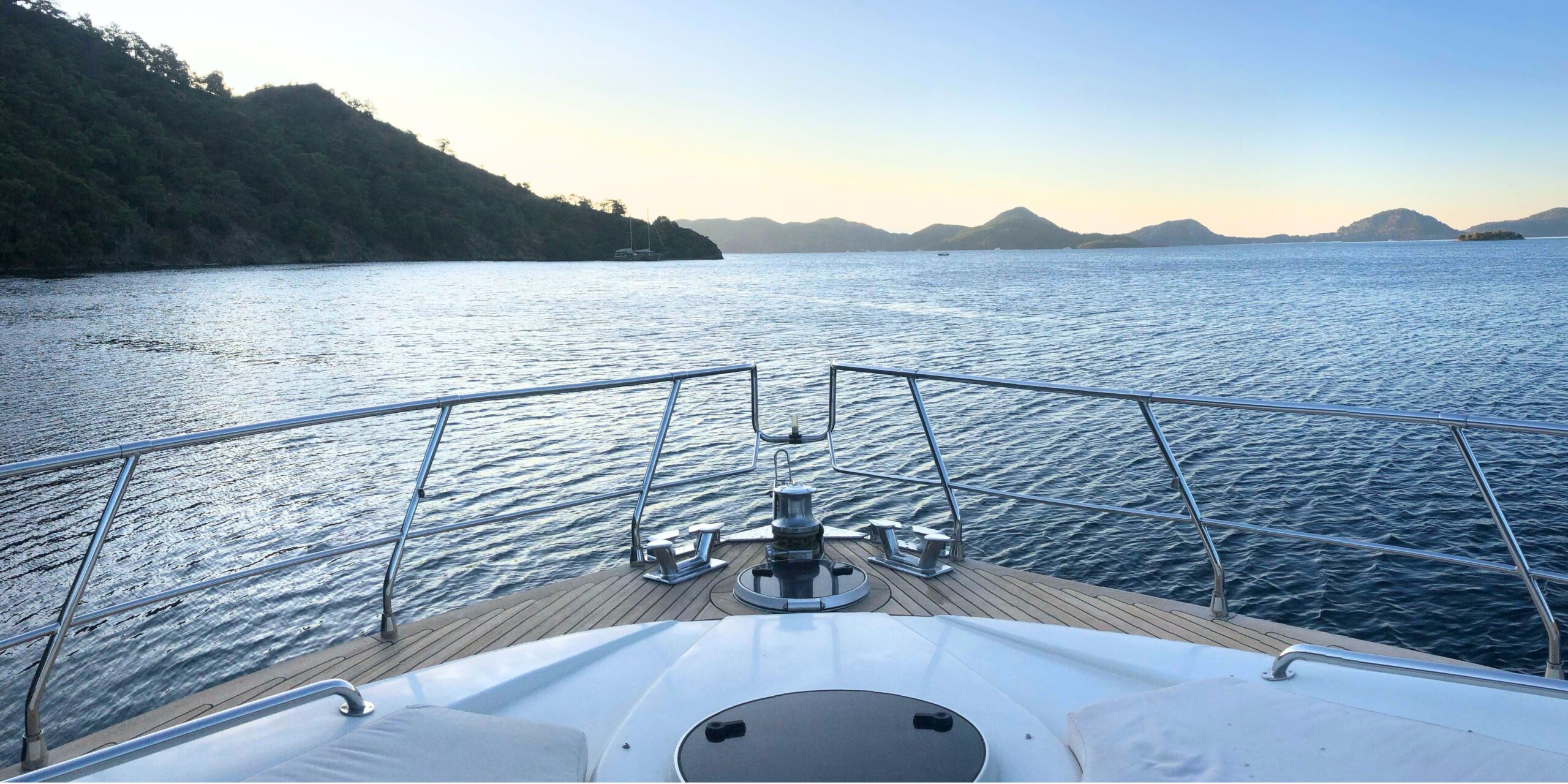 Birthday Yacht Party Checklist for Yacht Rental Singapore