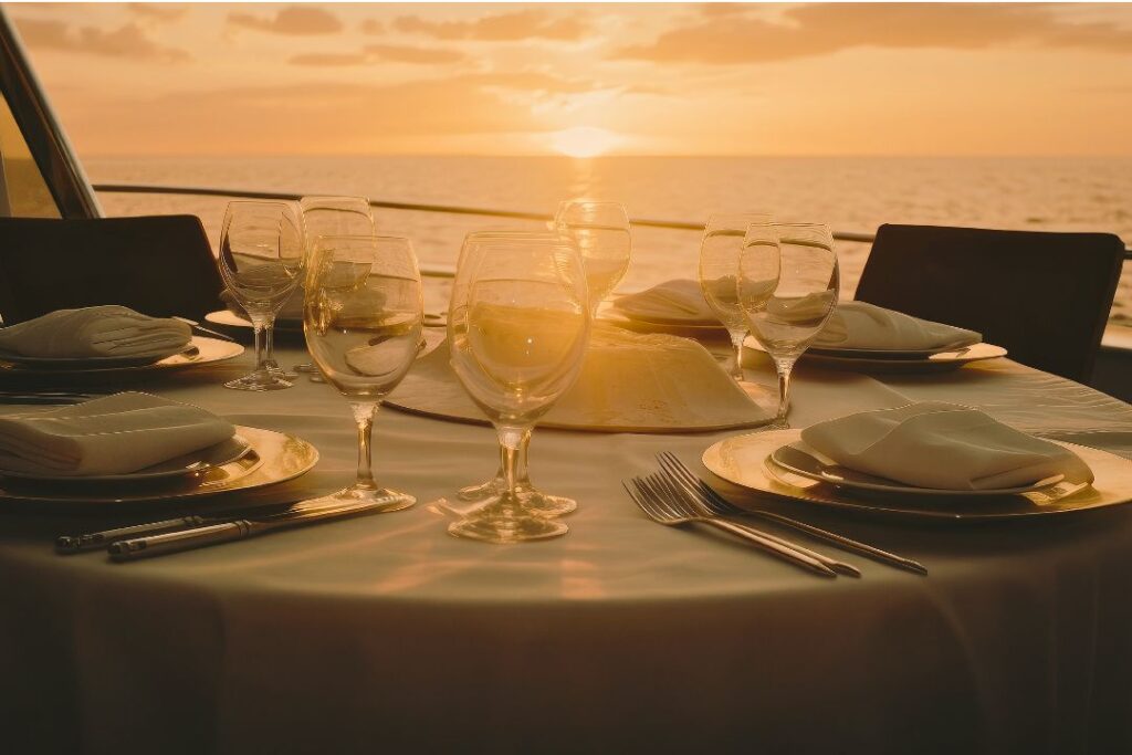 sunset cruise dinner singapore